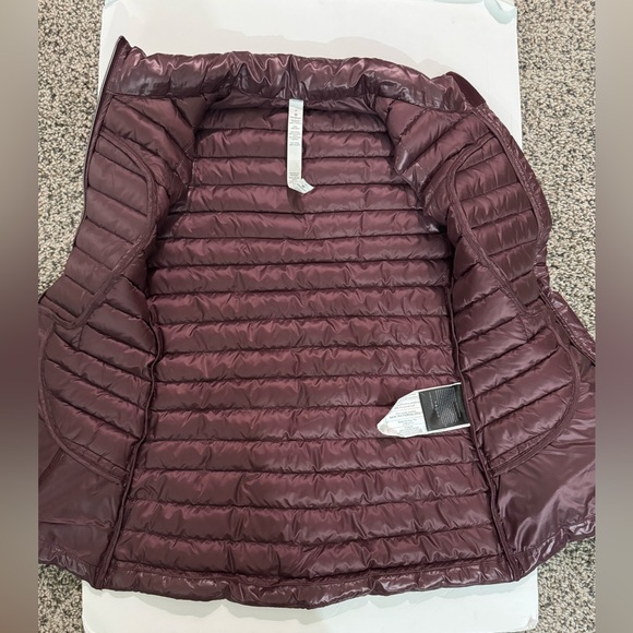 Lululemon pack it Down vest shine - Picture 3 of 16